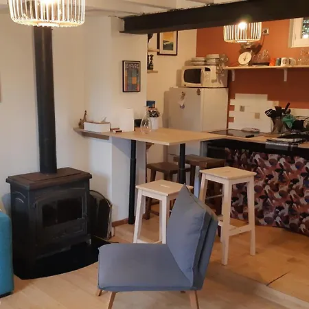 Chez Jeannine, Maison A